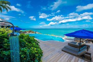 adults-only solo traveller